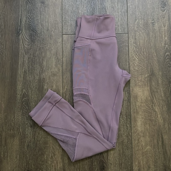 Lululemon Women's Forget The Sweat Crop Smoked Mulberry Size 2 Stretch leggings - Picture 5 of 10